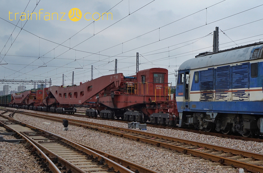 DK36落下孔车的操作室（图 宁东的狮子）