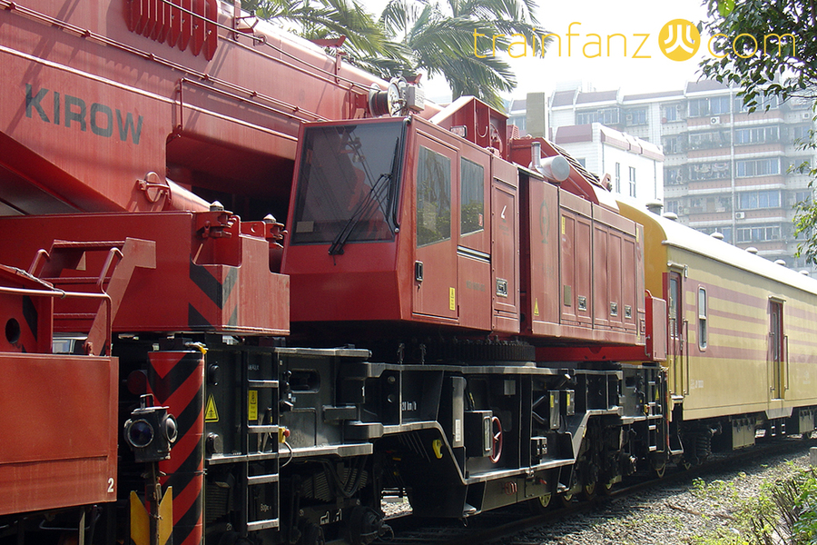 NS1600起重机的起重控制仓 （图 Akira）