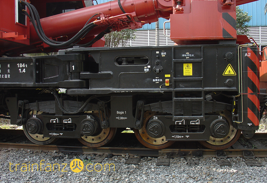 NS1600起重机的吊转向架 （图 Akira）