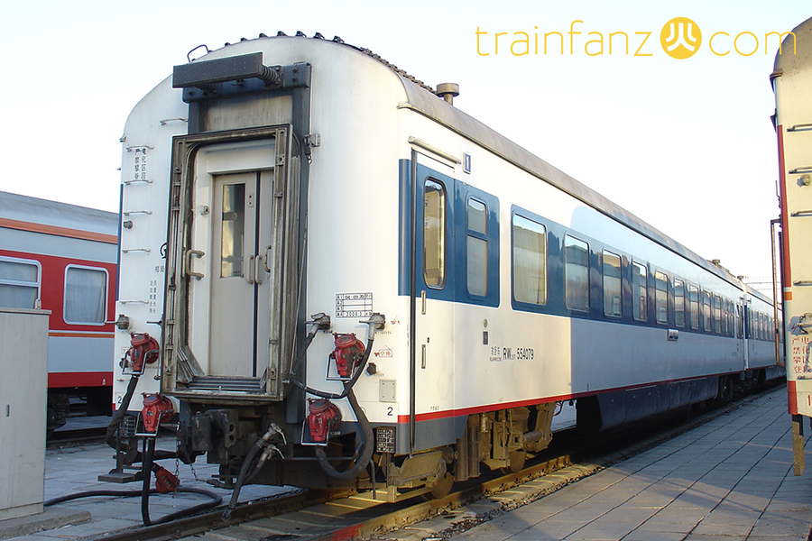 RW25T型软卧客车，原版涂装 （图 Akira）