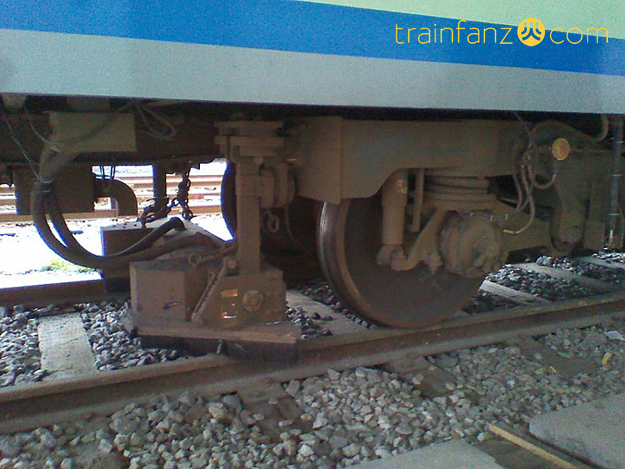 WX25K接触网检测车带检测探头的转向架 （图 cy37mkk）