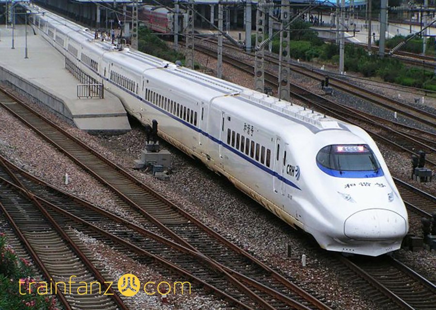 CRH2B动车组（图 CRRC）