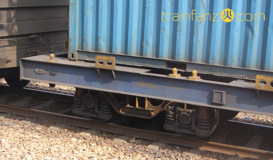 X1K平车的转向架 （图 成成）