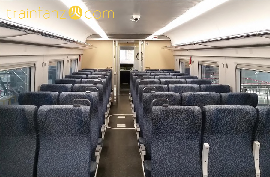 CJ5型动车组的车内内饰 （图 CRRC）