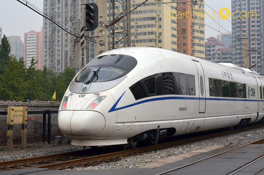 CRH380B动车组的车头特写 （图 Allan Wong）