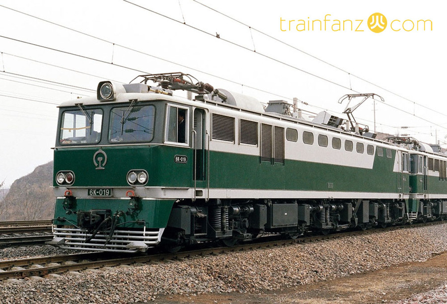 6K型电力机车 （图 Eiji Akagawa）