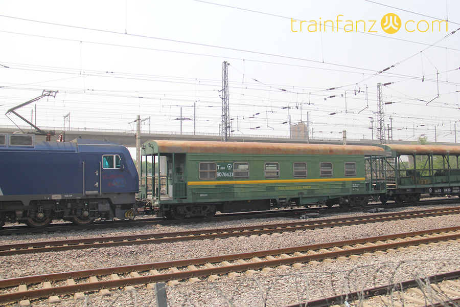 T11BK型长轨车，作业尾车（图 K2Cr2O7）