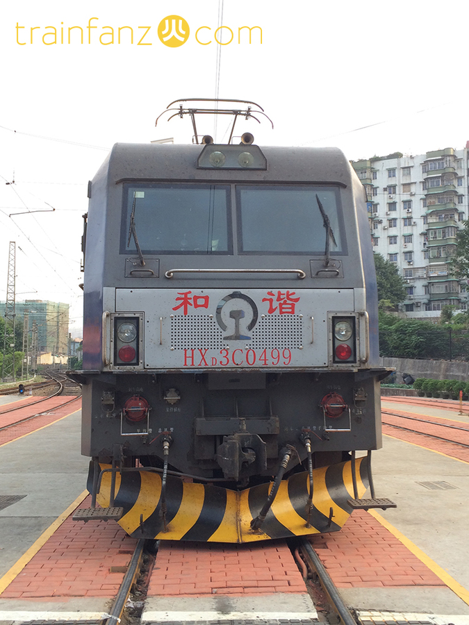 HXD3C机车的正面 （图 Akira）