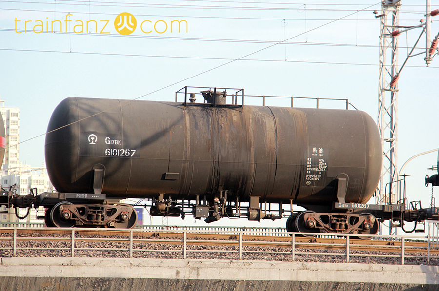 G17BK罐车的黑色涂装版（图 K2Cr2O7）