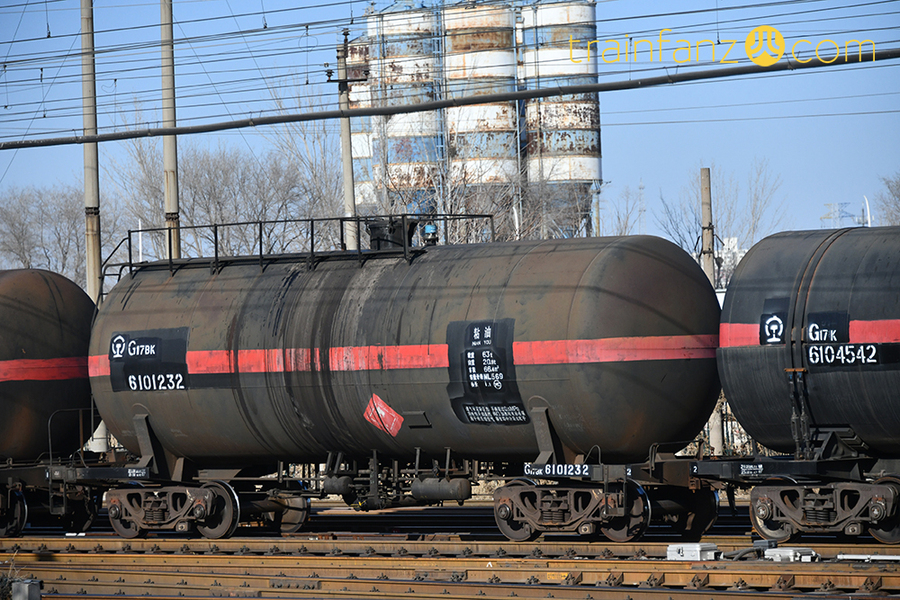 G17BK罐车的端面（II 端）（图 K2Cr2O7）