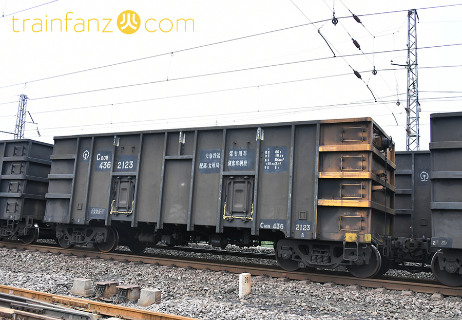 C80B敞车的端面（II 端）（图 K2Cr2O7）